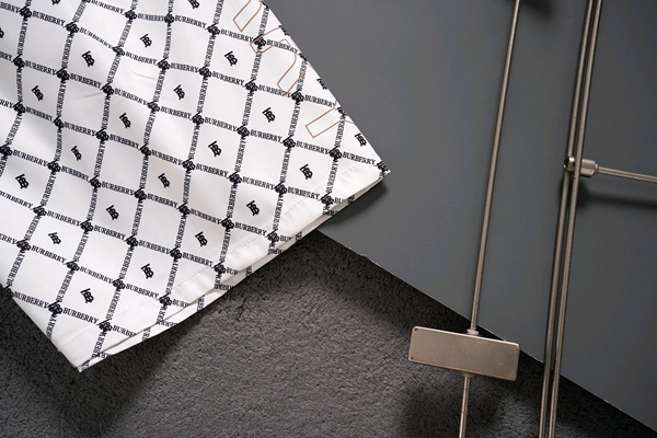 ブランドハーフパンツ素材ディテール